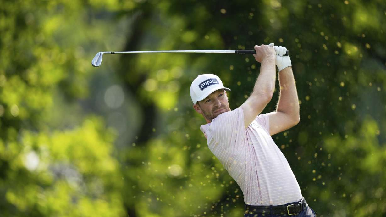 Brian Campbell tees off on the 13th hole during the first round of the U.S. Open golf tournament at Oakmont Country Club Thursday, June 12, 2025, in Oakmont, Pa.