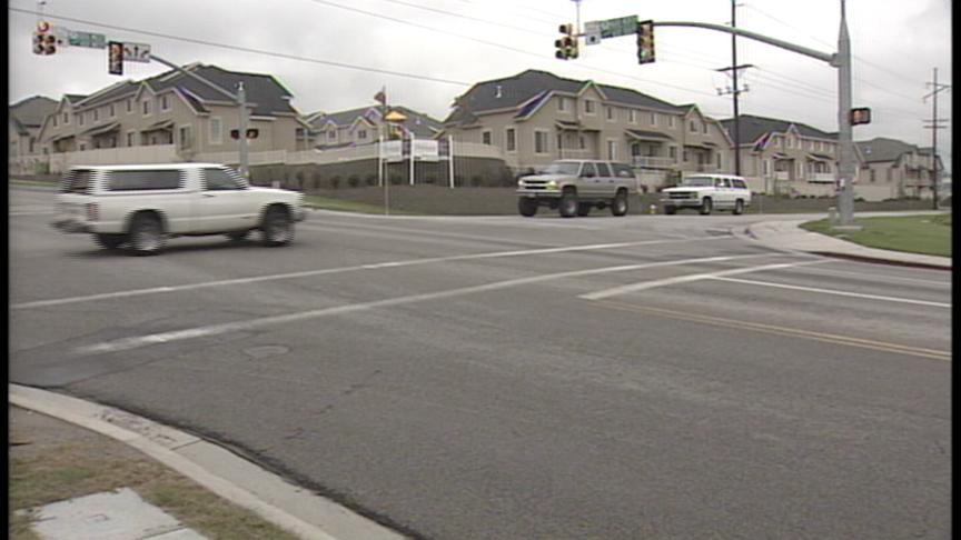 Bicyclist Hit, Driver Doesn't Stop