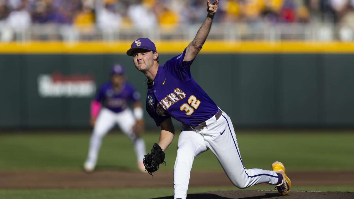 LSU starting pitcher Kade Anderson (32) throws against Coastal Carolina in the first inning of Game 1 of the NCAA College World Series baseball finals in Omaha, Neb., Saturday, June 21, 2025.