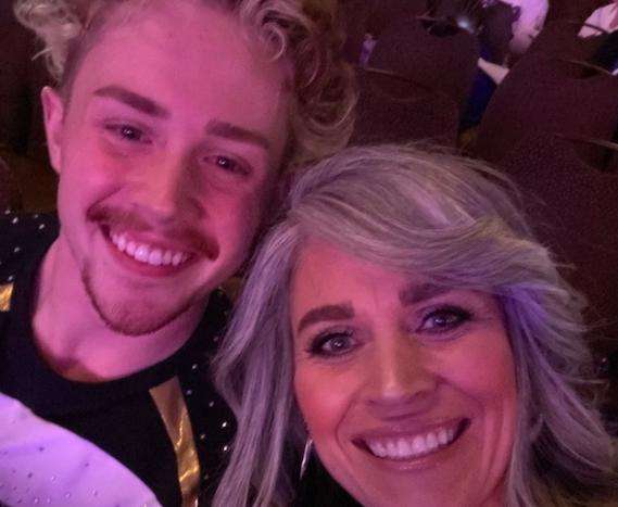 Bo and Starling Knight pose for a selfie. Bo Knight died July 9 in a rollover crash in Santaquin.