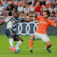 RSL gets back to gritty roots in 1-0 home win over Houston