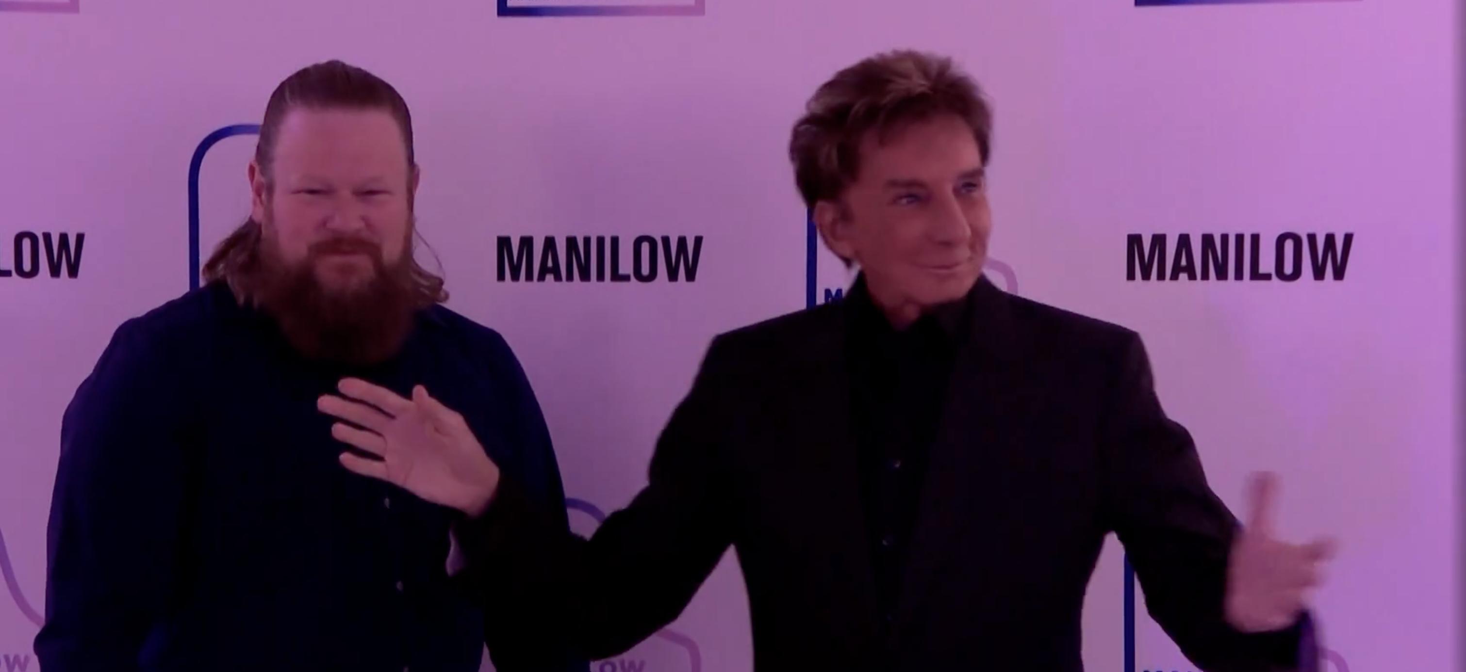 Music legend Barry Manilow honors Riverton high music teacher with award