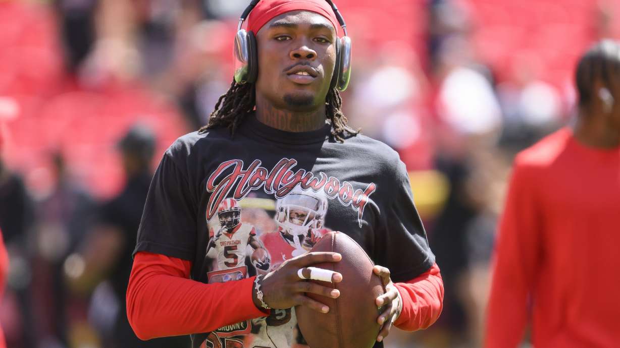 FILE - Kansas City Chiefs wide receiver Rashee Rice carries after a catch during warmups before an NFL football game against the Cincinnati Bengals, Sept. 15, 2024, in Kansas City, Mo.