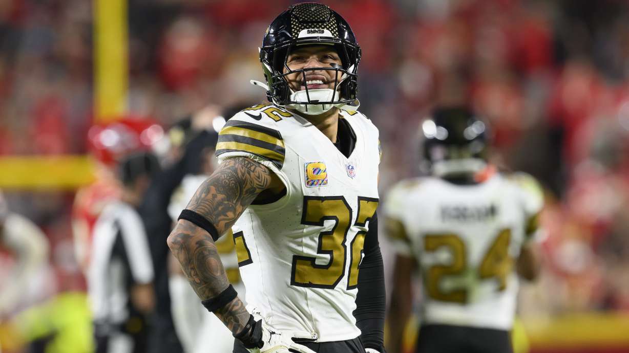 FILE - New Orleans Saints safety Tyrann Mathieu looks to the scoreboard during the second half of an NFL football game against the Kansas City Chiefs, Oct. 7, 2024 in Kansas City, Mo.