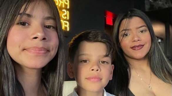 Jaimar Bravo, right, with her two kids, Georgina, 14, and Giuliano, 8.