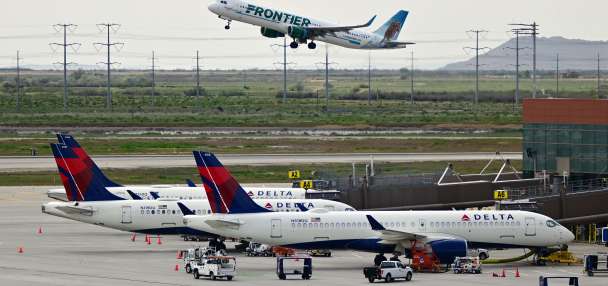 Will Frontier learn from Spirit's mistakes? Budget airlines face tough road ahead