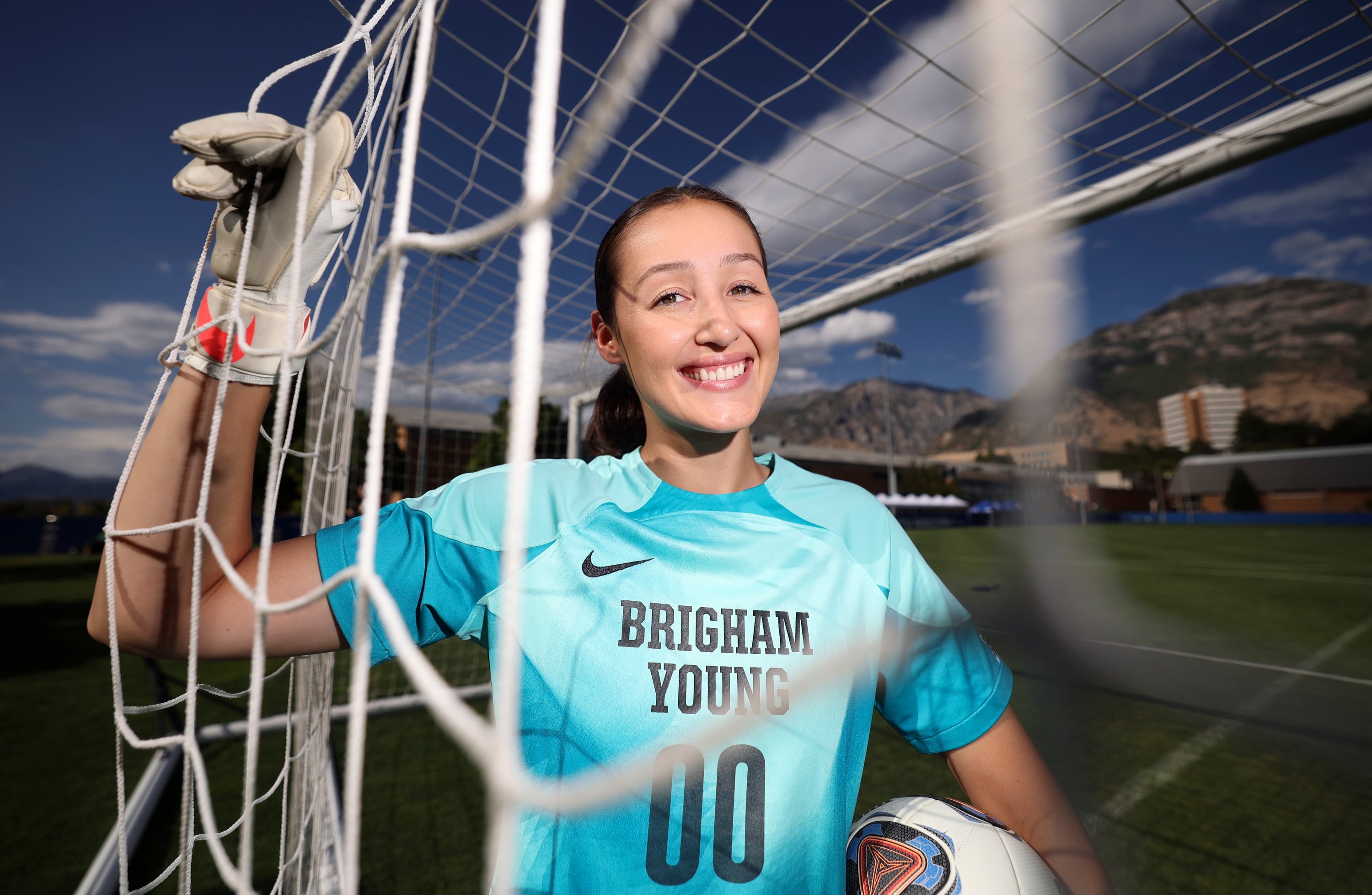 Soccer goalkeeper/returned missionary Lynette Hernaez's faith-driven trek to BYU