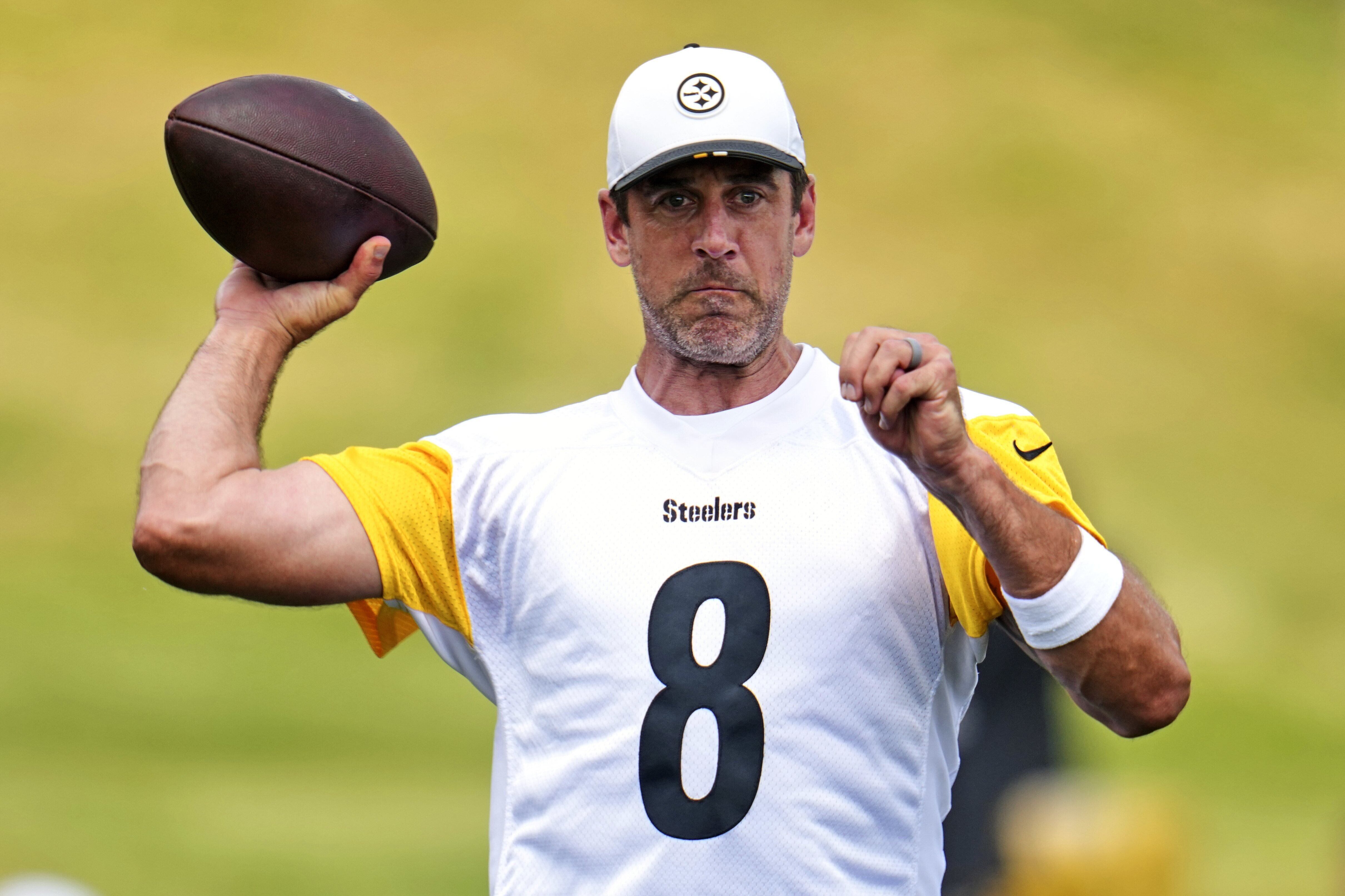 Pittsburgh Steelers quarterback Aaron Rodgers throws a pass during practice at the team’s NFL football training camp, in Latrobe, Pa., Thursday, July 24, 2025.