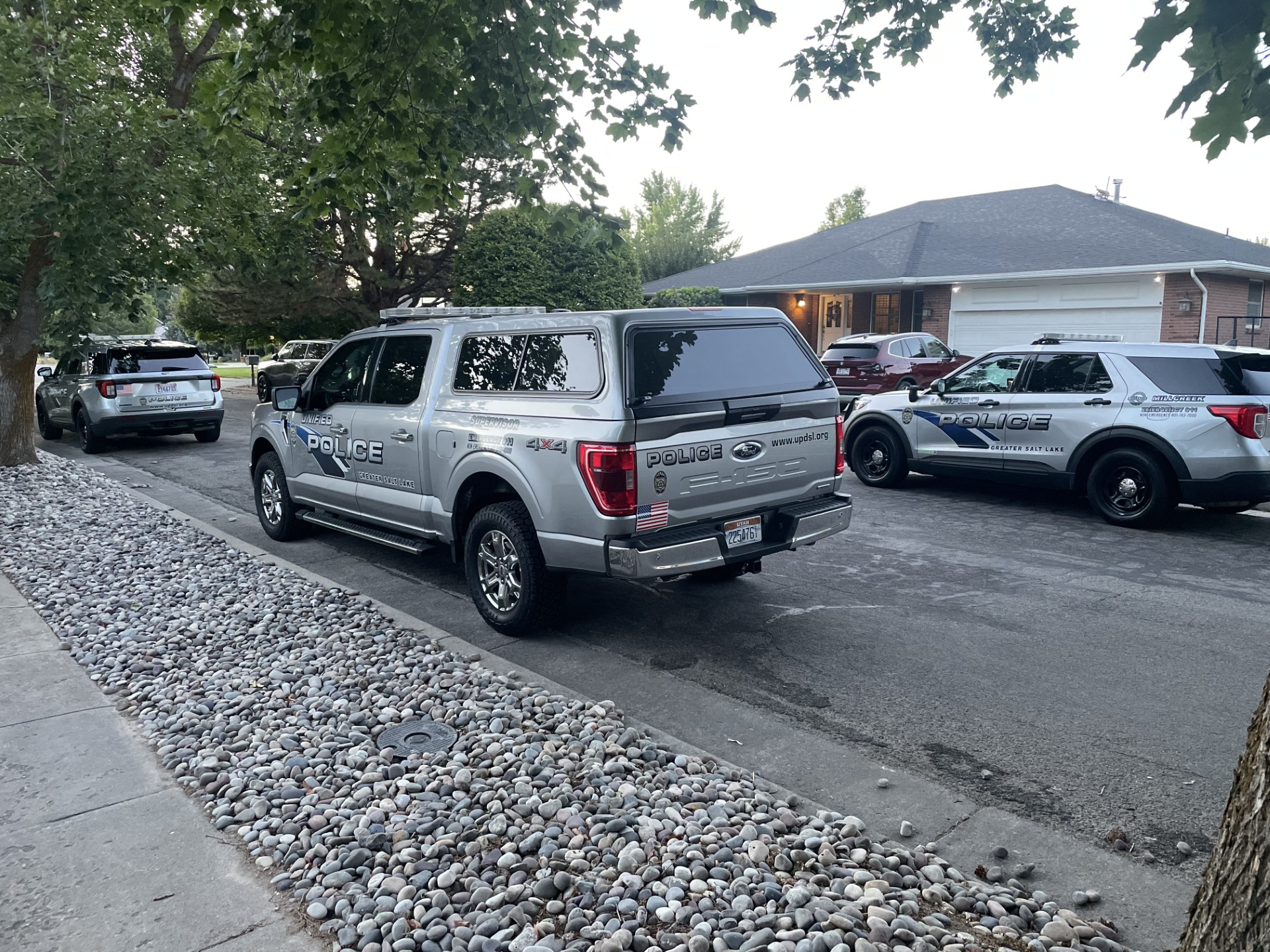 Authorities investigating drowning at pool in Holladay
