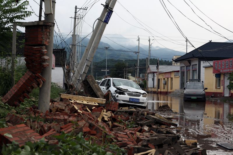 30 dead in Beijing following heavy rain, Xinhua reports