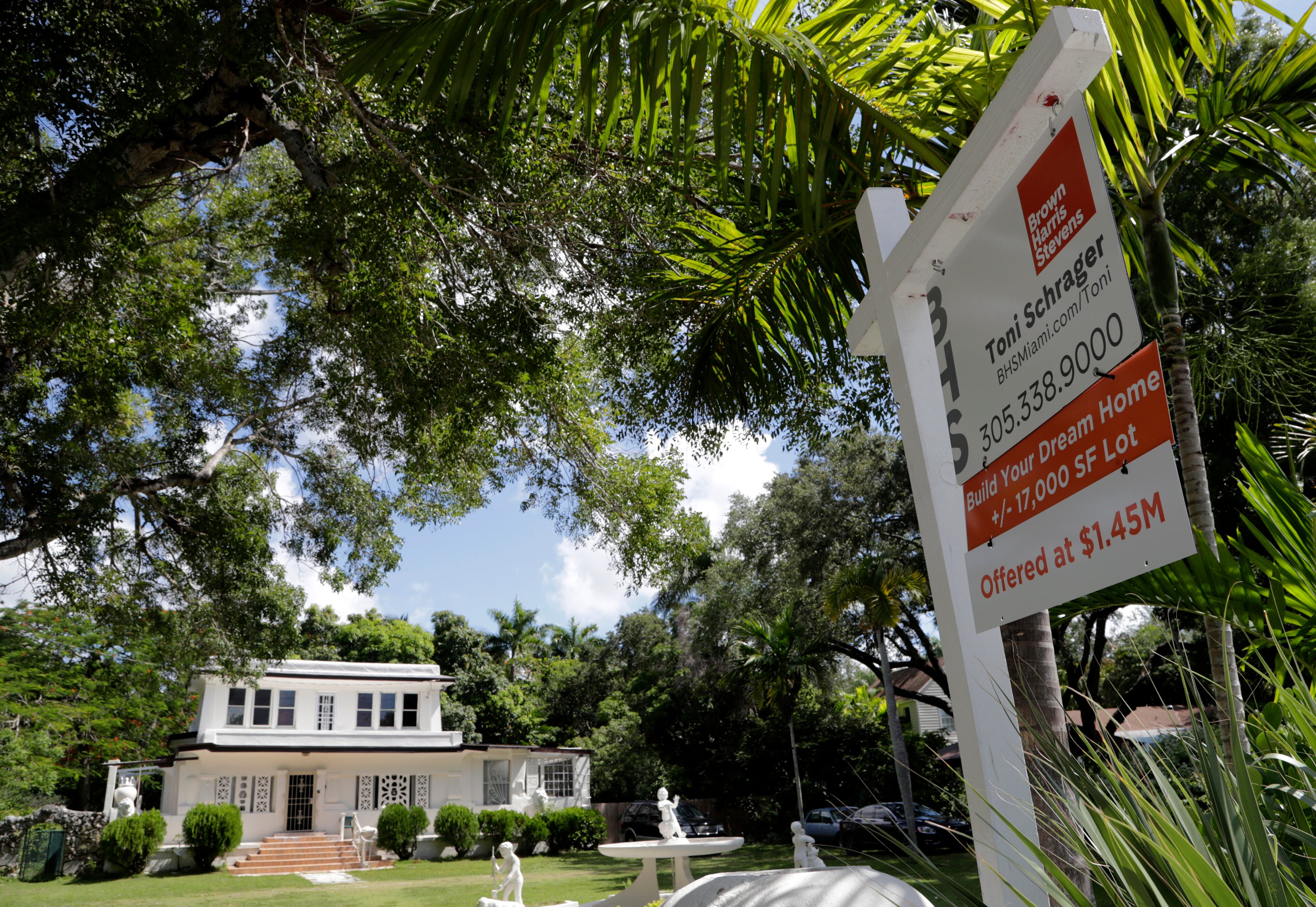 US homes are getting cheaper for some foreign buyers. Here's why