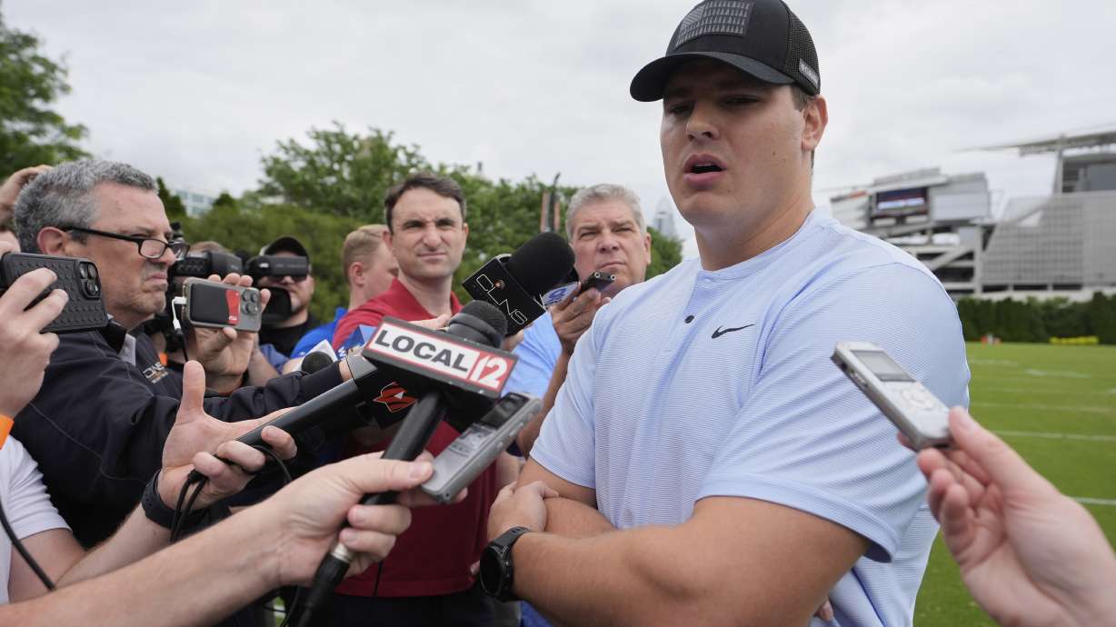 FILE - Cincinnati Bengals defensive end Trey Hendrickson speaks to media during NFL football practice on May 13, 2025, in Cincinnati.