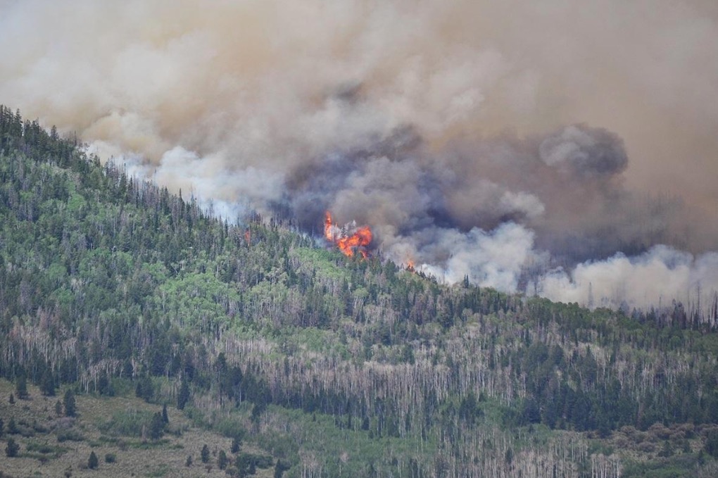 Containment of Monroe Canyon Fire drops; smoke moves across Utah