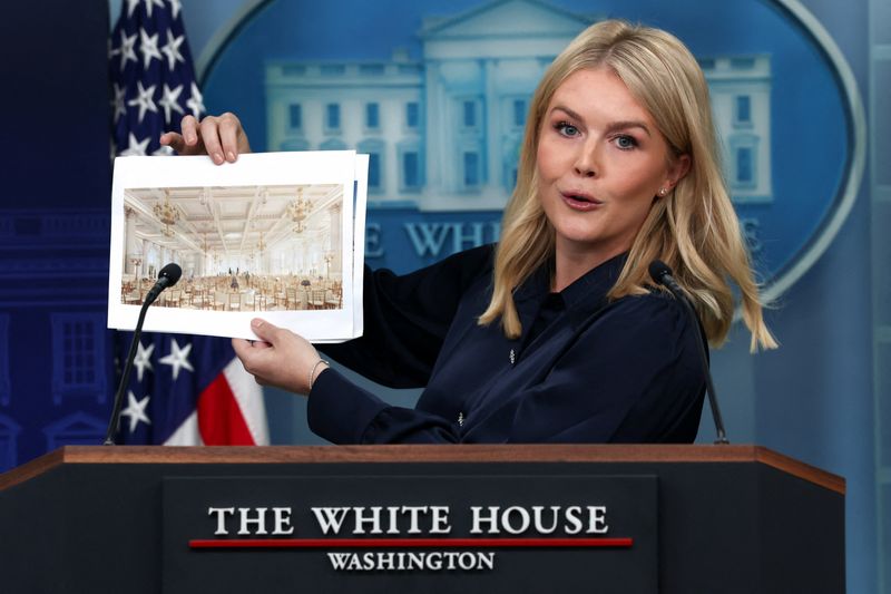 Trump to start building $200M White House ballroom in September