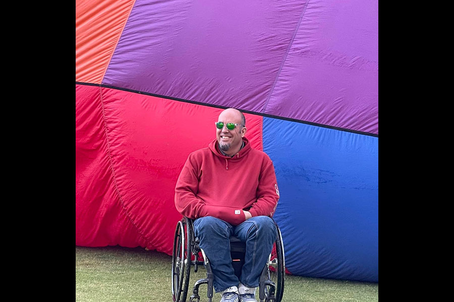 The Rolling Pilot: World's first parapalegic hot air balloon pilot to fly at Ammon Days