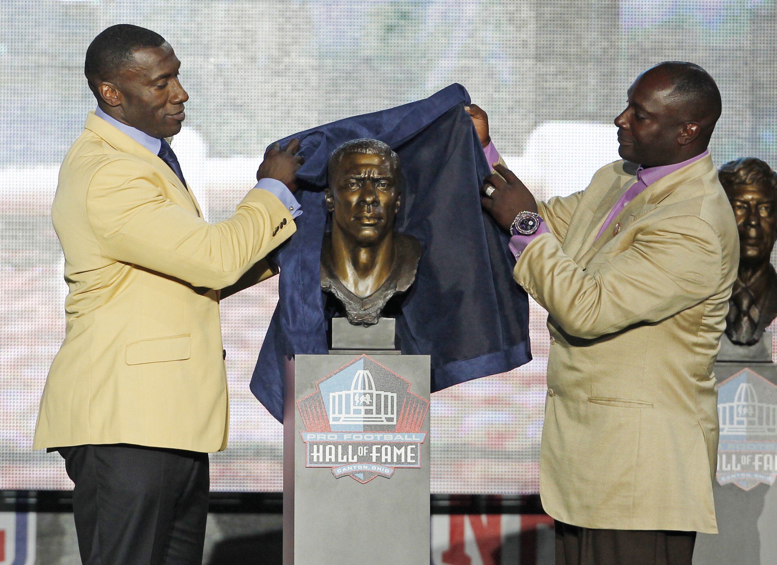 Sterling Sharpe hasn't fully embraced his selection into the Hall of Fame because of an eye issue