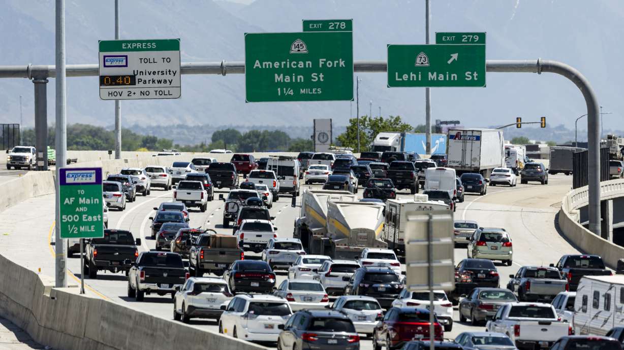 Cars slowly move through traffic on southbound I-15 in Lehi on May 23. The city of Lehi is one step closer to receiving $2.5 million in federal funding for a "critical" congestion migration study, city officials announced Thursday.
