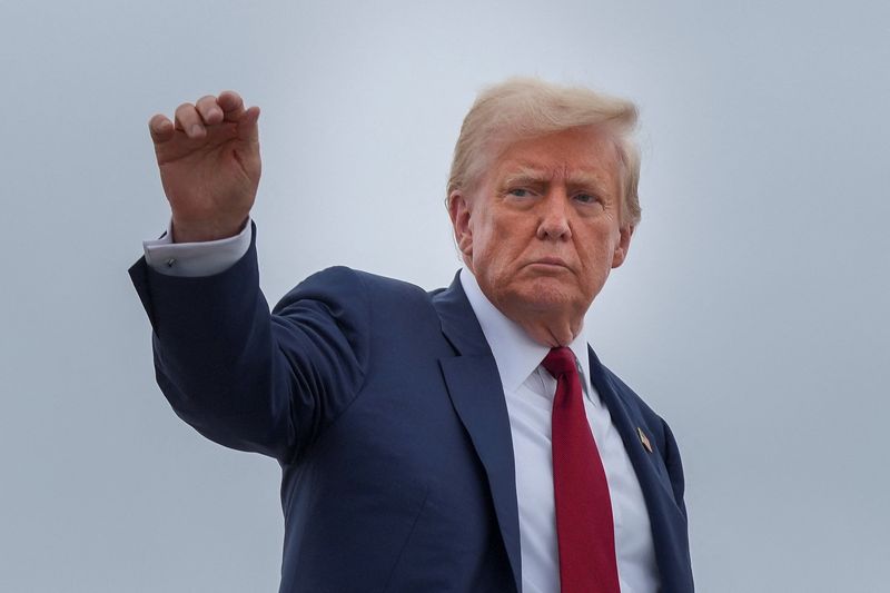 White House defends firing of labor official as critics warn of trust erosion