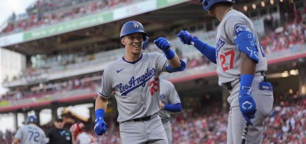 Dodgers activate Max Muncy from injured list, but also put Tommy Edman on the shelf