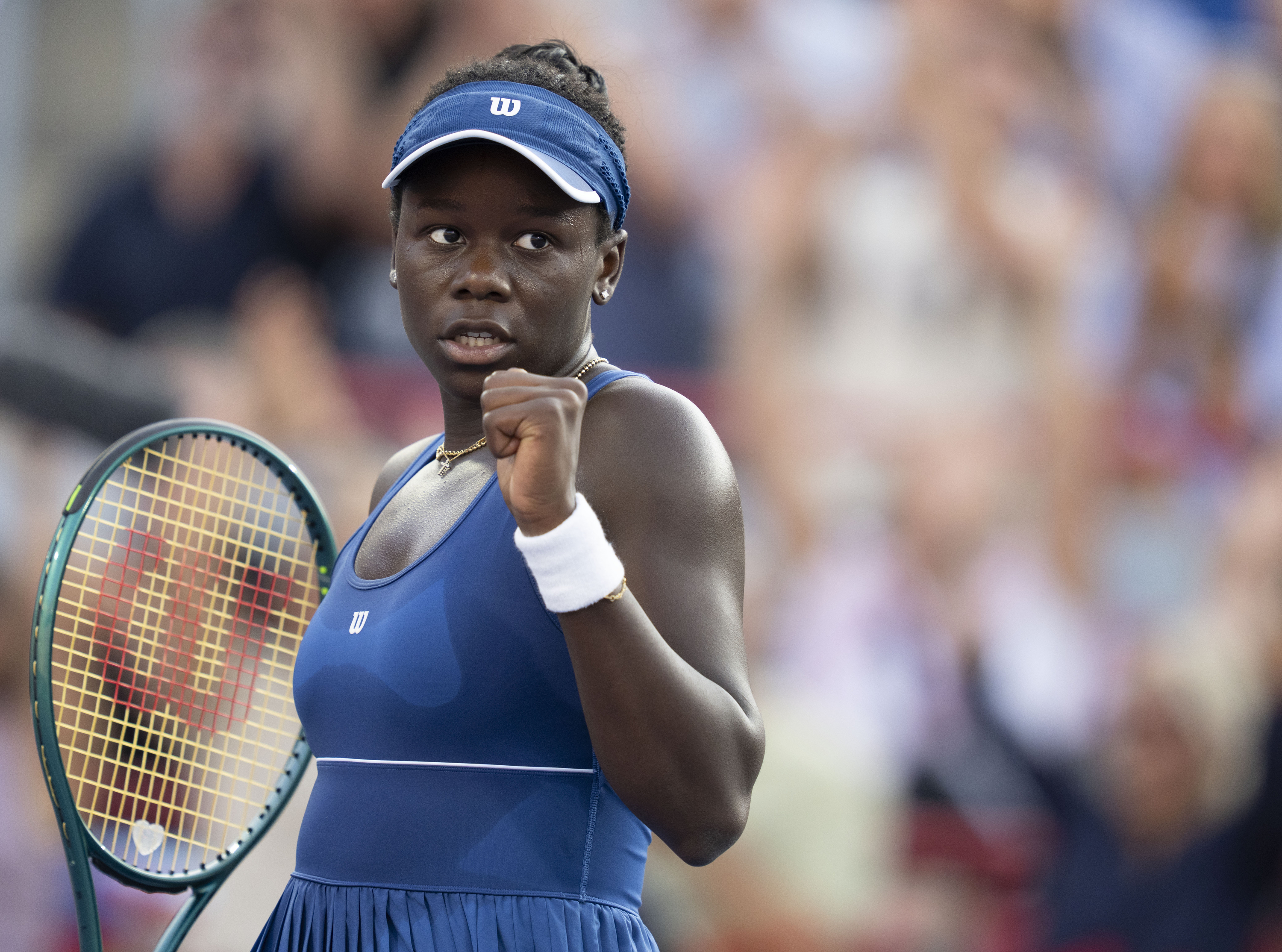 Canadian teen Mboko reaches Montreal final, beating Rybakina in 3rd-set tiebreaker