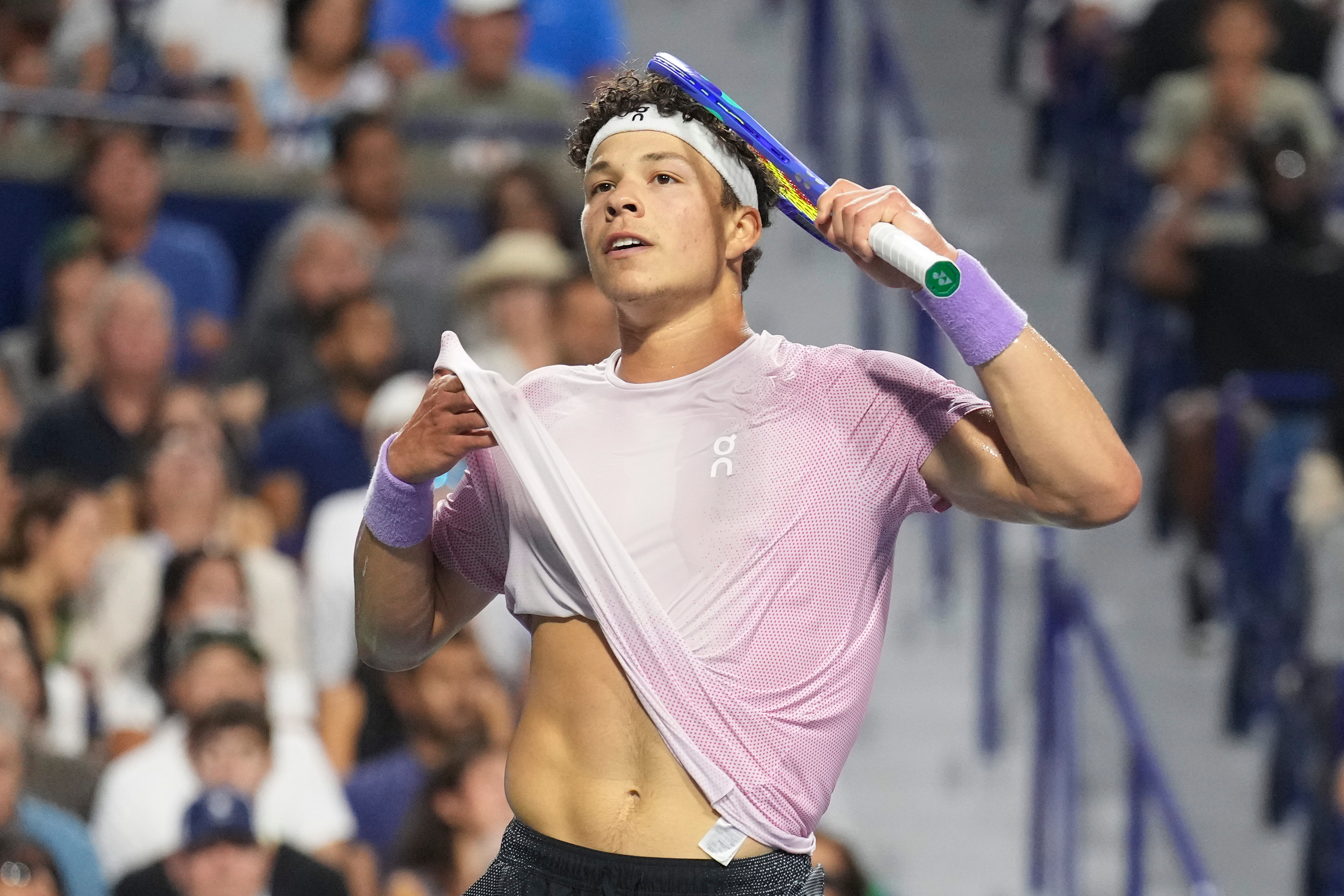 Ben Shelton rallies to beat Karen Khachanov in Toronto final