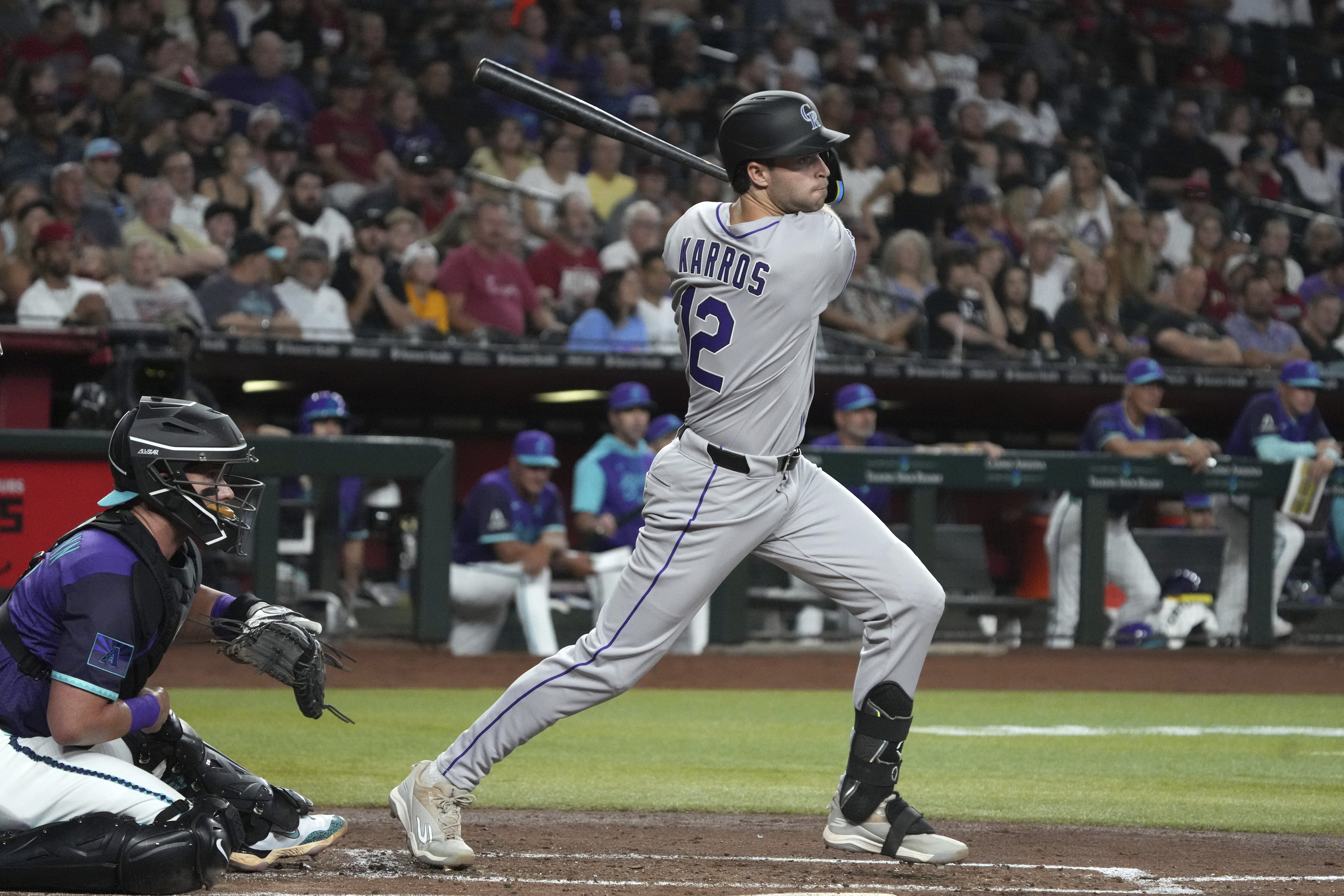 Kyle Karros, son of 1992 NL Rookie of the Year Eric Karros, hits RBI single in first MLB at-bat