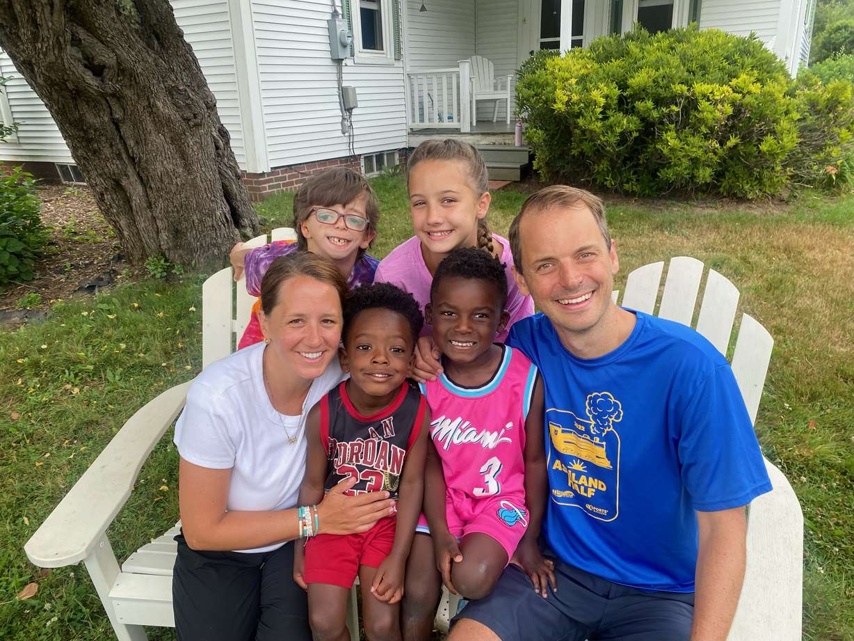 Jeff Dunn, his wife Whitney Dunn, and their four children live in Richmond, Virginia.