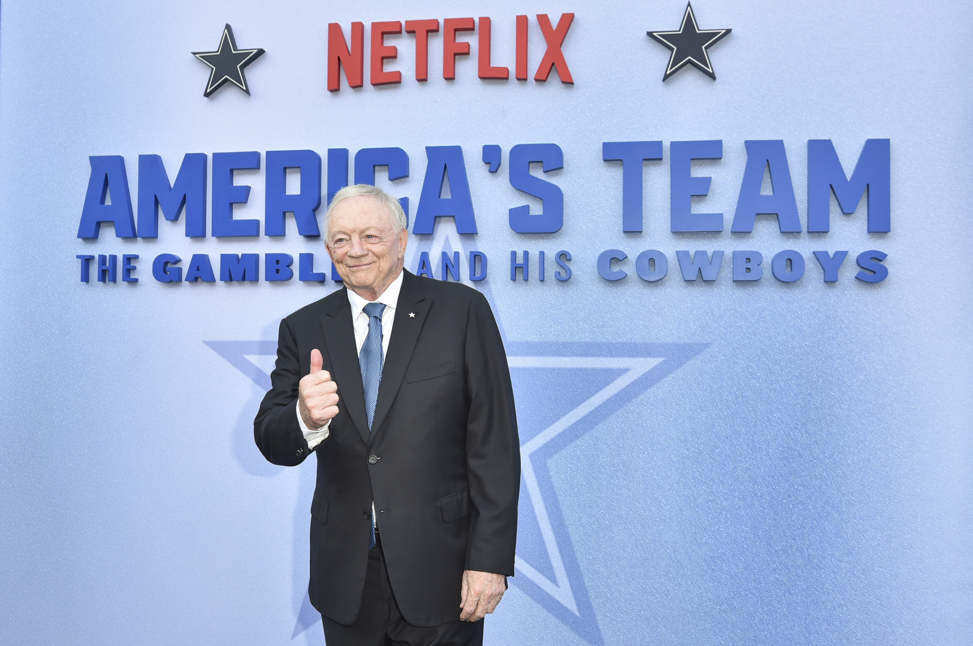Cowboys owner Jerry Jones reveals cancer diagnosis and credits experimental drug