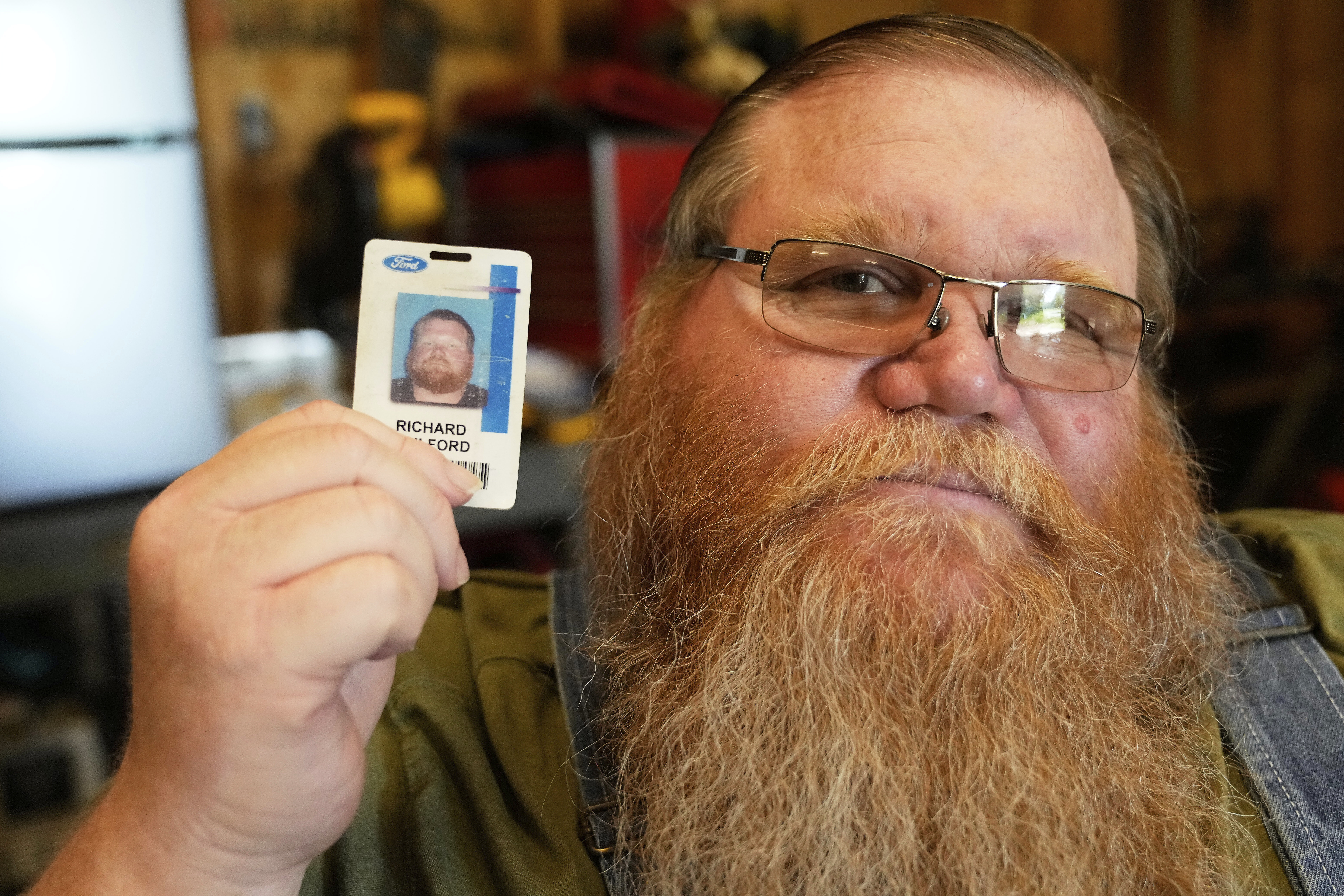 A Michigan autoworker's wallet is found under a hood in Minnesota — 151,000 miles later