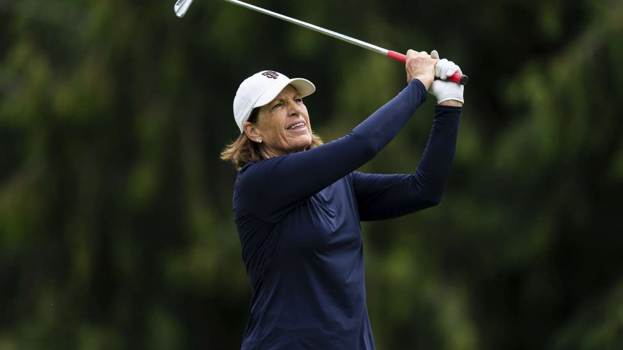 Juli Inkster, of the United States, hits off the second tee during the first round of the LPGA Portland Classic golf tournament at Columbia Edgewater in Portland, Ore., Thursday, Aug. 14, 2025.