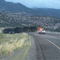 1 dead after semitruck rollover on I-70 in Sevier County