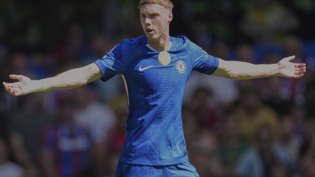 Chelsea's Cole Palmer reacts during the Premier League soccer match between Chelsea and Crystal Palace in London, Sunday, Aug. 17, 2025.