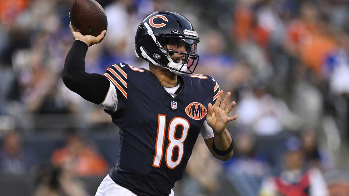 Chicago Bears quarterback Caleb Williams (18) throws a pass in the first half of a preseason NFL football game against the Buffalo Bills Sunday, Aug. 17, 2025, in Chicago.