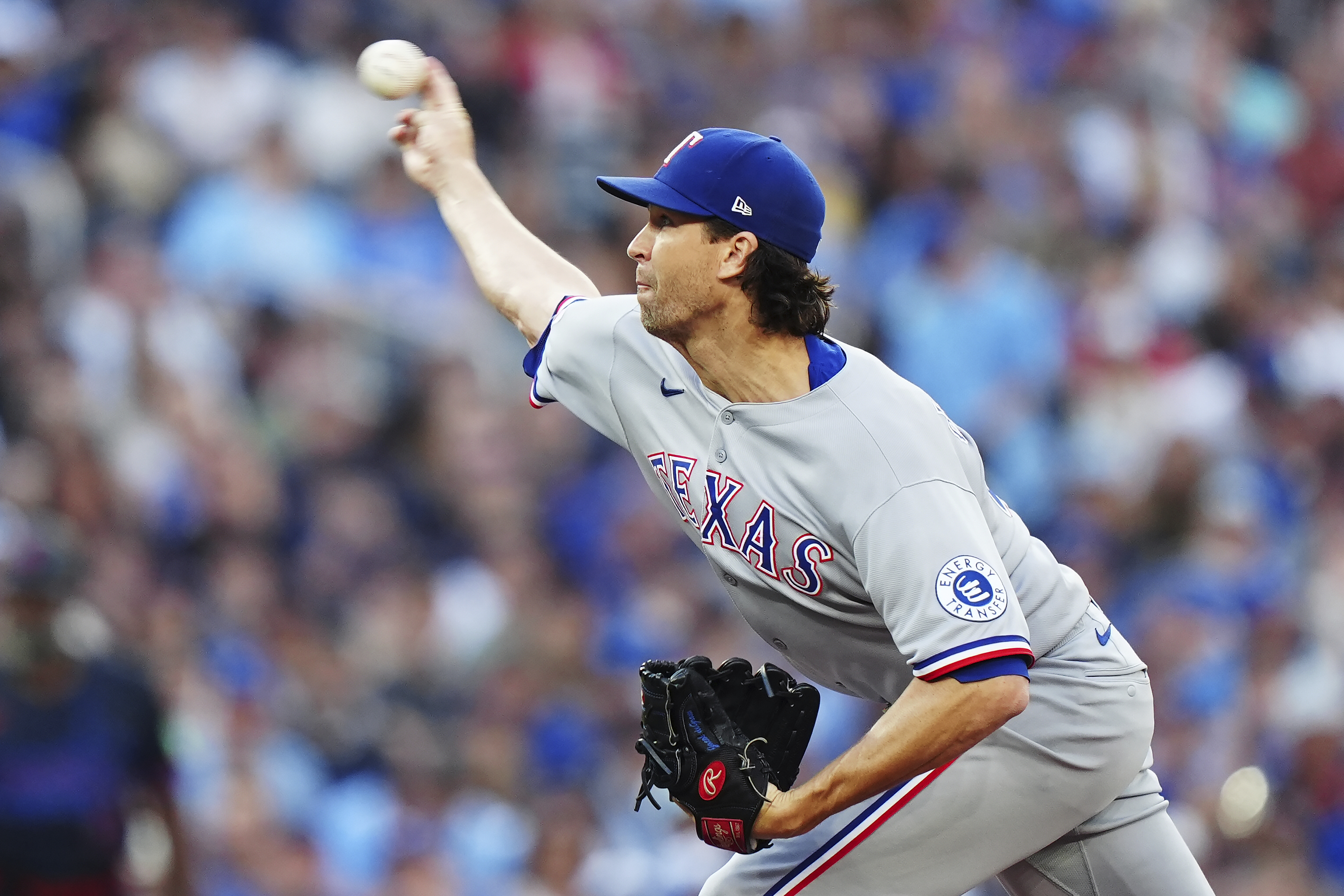 Texas Rangers pitcher Jacob deGrom (48) works against the Toronto Blue Jays during first inning MLB baseball action in Toronto on Friday, August 15, 2025. 