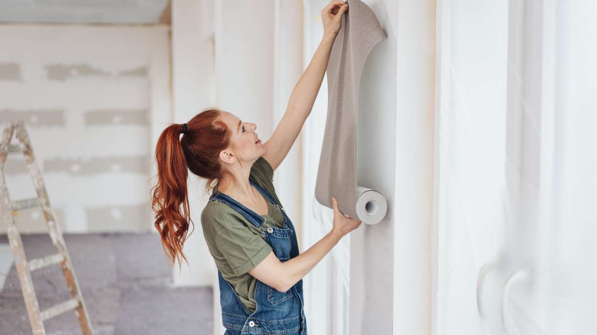 Wallpaper is back: 7 top trends for 2025