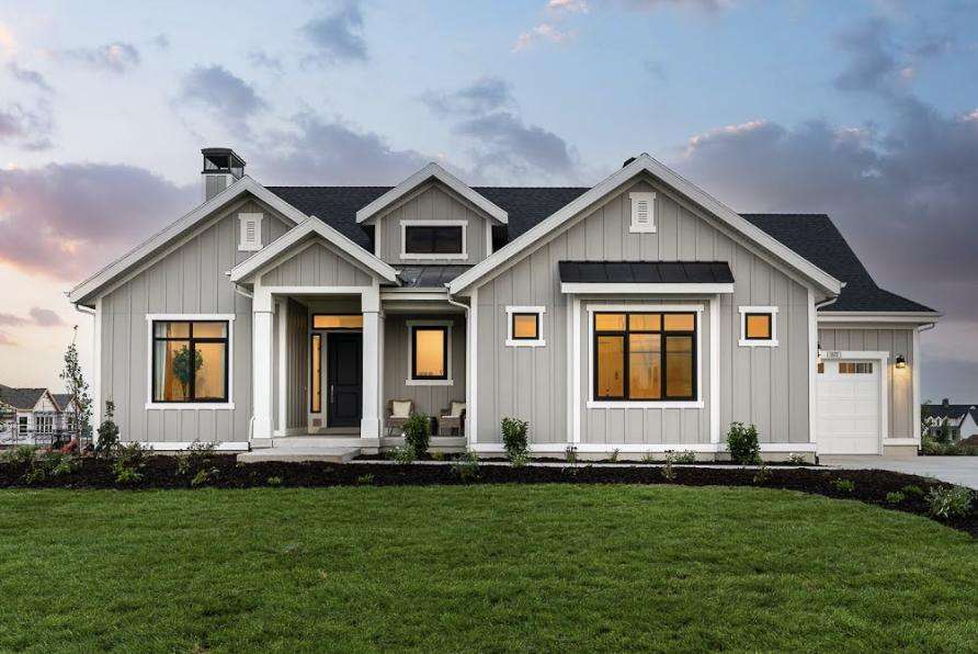 Wallpaper is back: 7 top trends for 2025