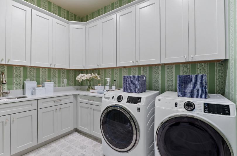 Patterned perfection: 7 wallpaper trends that are sure to impress