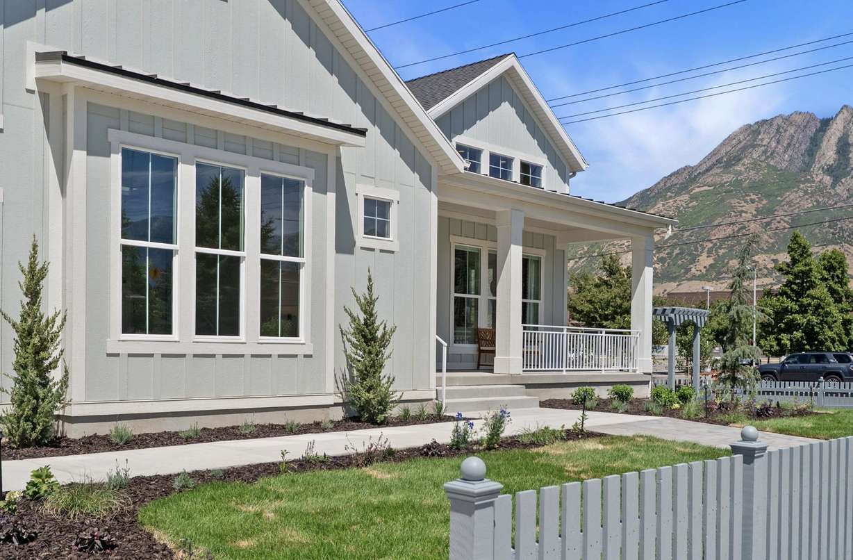 Patterned perfection: 7 wallpaper trends that are sure to impress