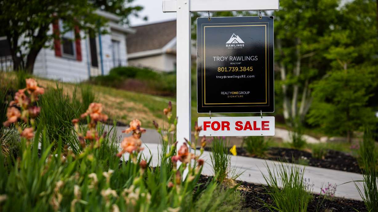 A new analysis by Redfin on Wednesday showed that in the last two months, an estimated 14,000 fewer people across the country were putting their homes up for sale.