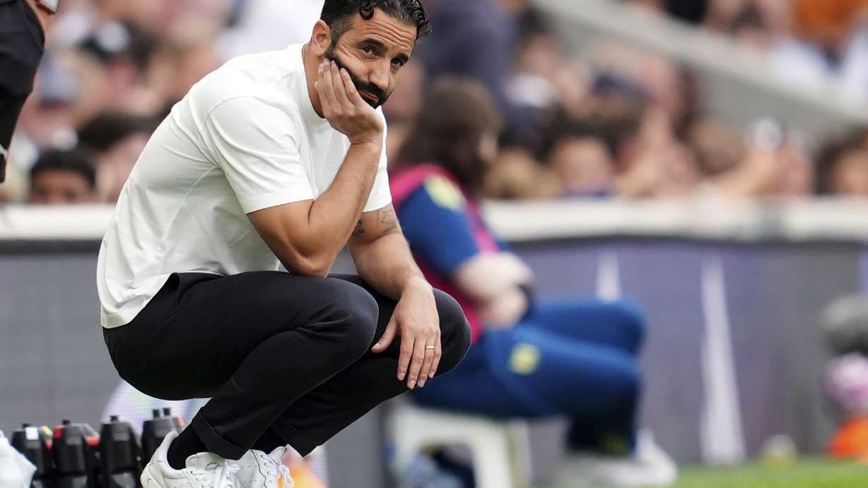 Manchester United manager Ruben Amorim reacts on the touchline during the English Premier League soccer match between Fulham and Manchester United at Craven Cottage, in London, Sunday Aug. 24, 2025.