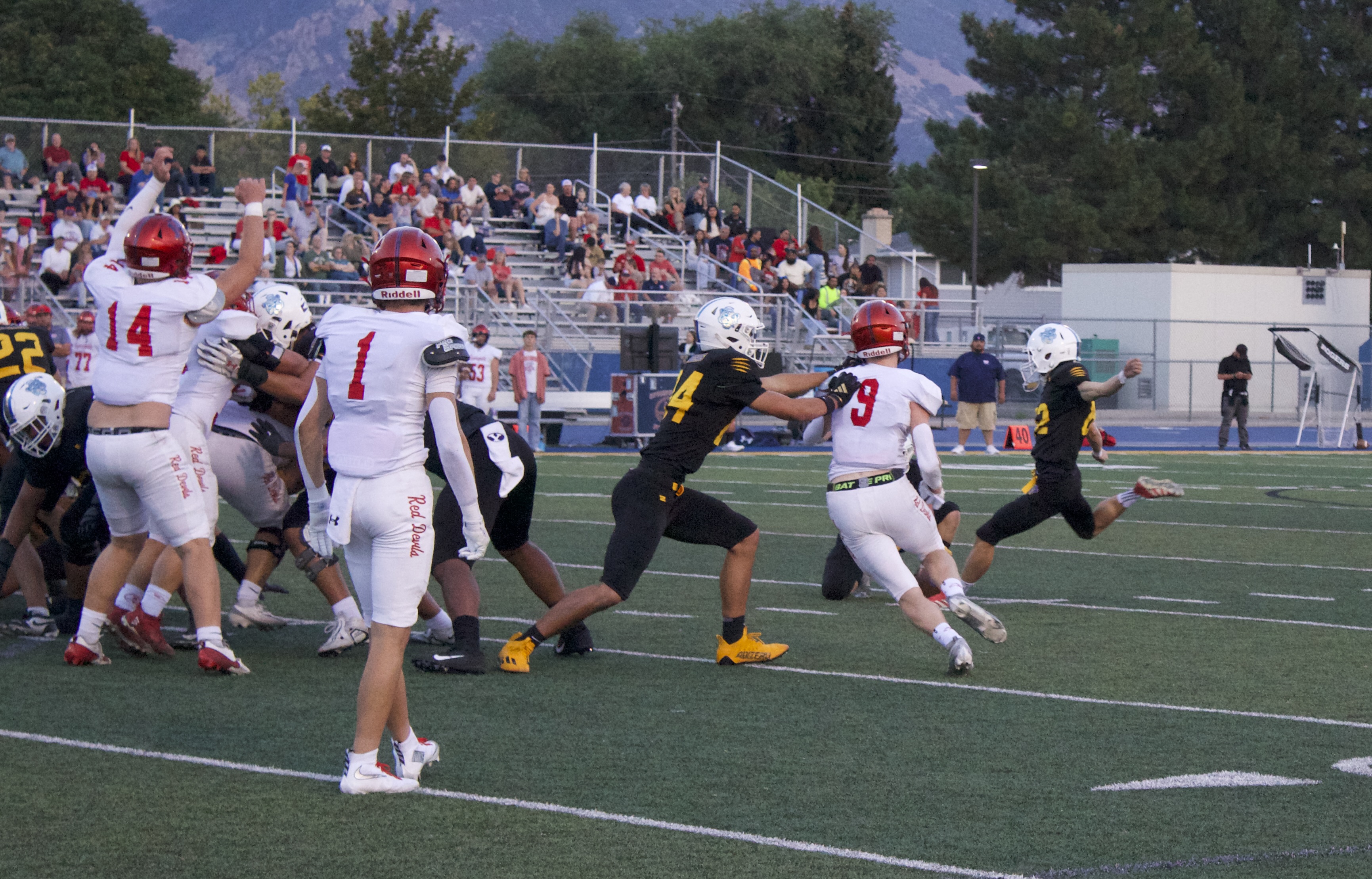 Orem snaps 2-game skid with ugly win, hands Springville 1st loss