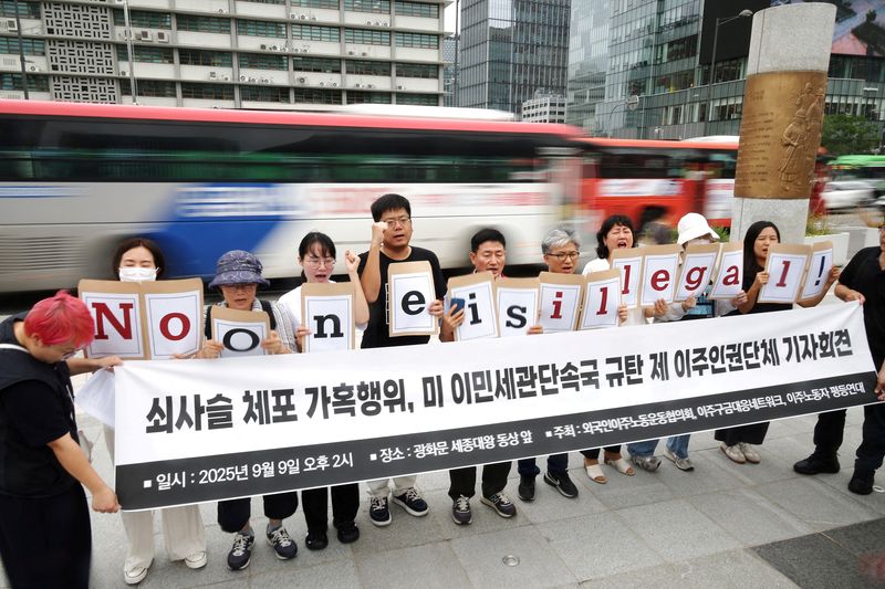 Trump offered to let detained Korean workers stay in US, but almost all heading home