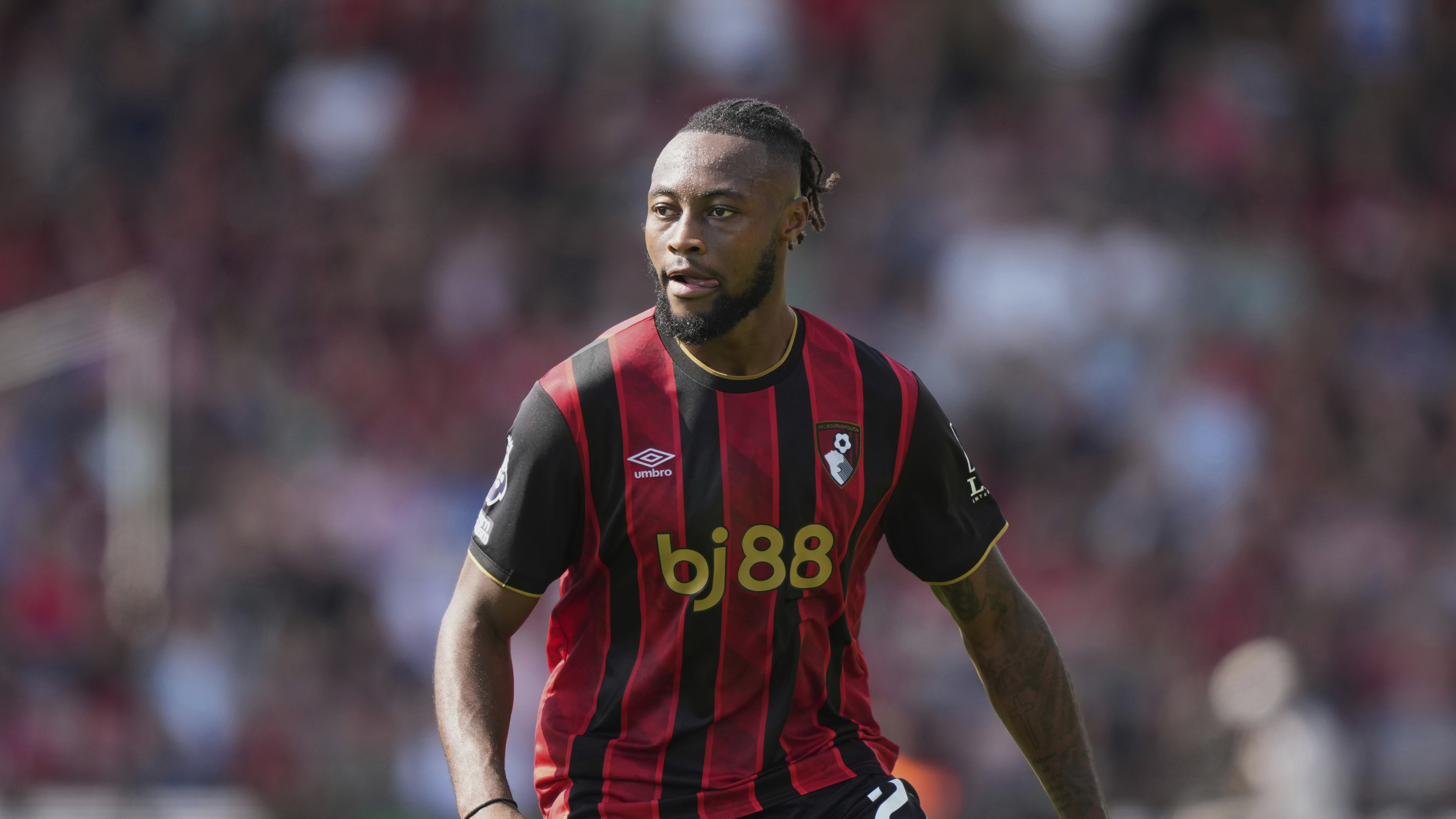 FILE - AFC Bournemouth's Antoine Semenyo in action during the English Premier League soccer match between Bournemouth and Wolverhampton Wanderers in Bournemouth, England, Saturday, Aug. 23, 2025.