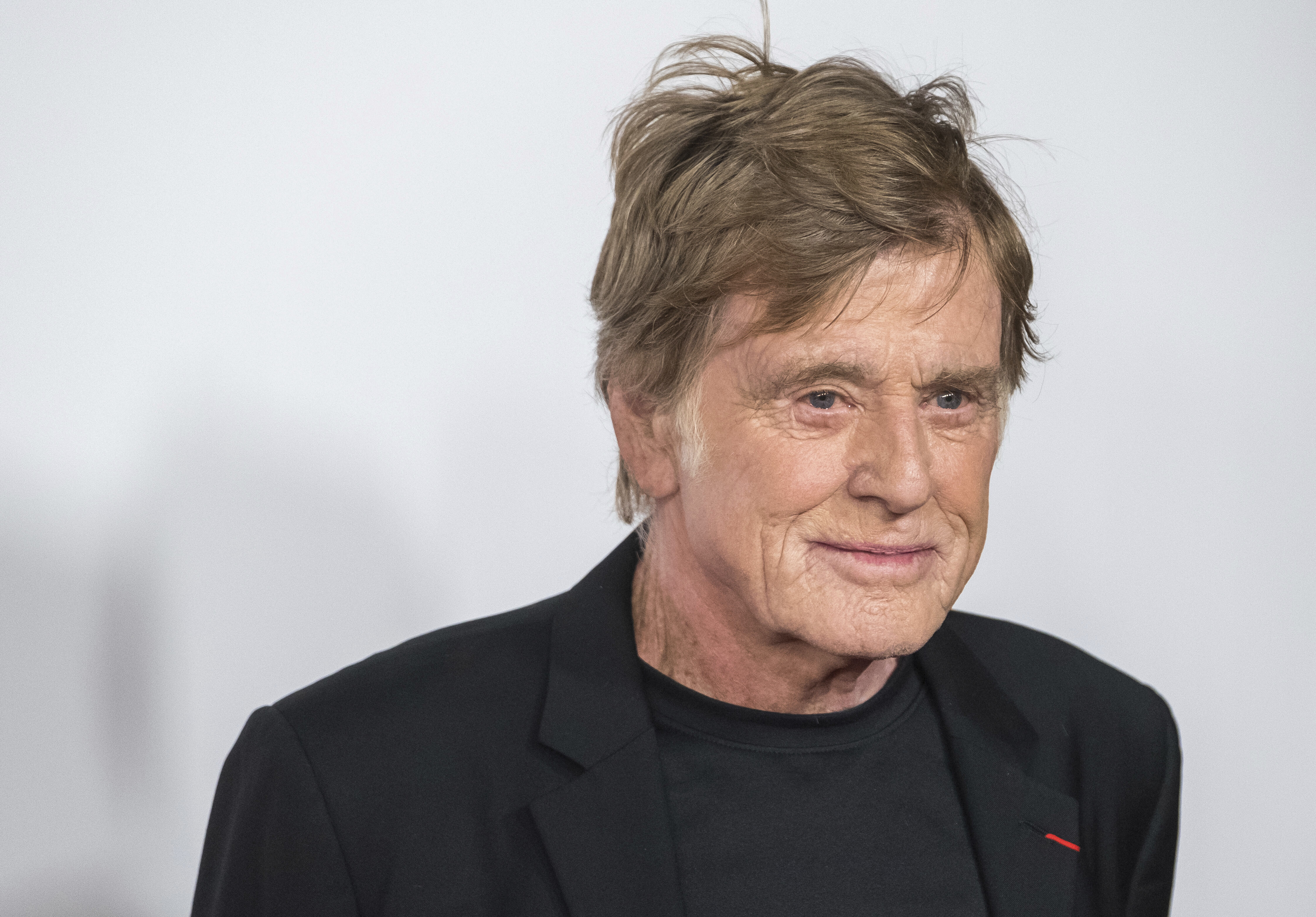 Robert Redford, Oscar-winning director, actor and indie patriarch, dies at 89