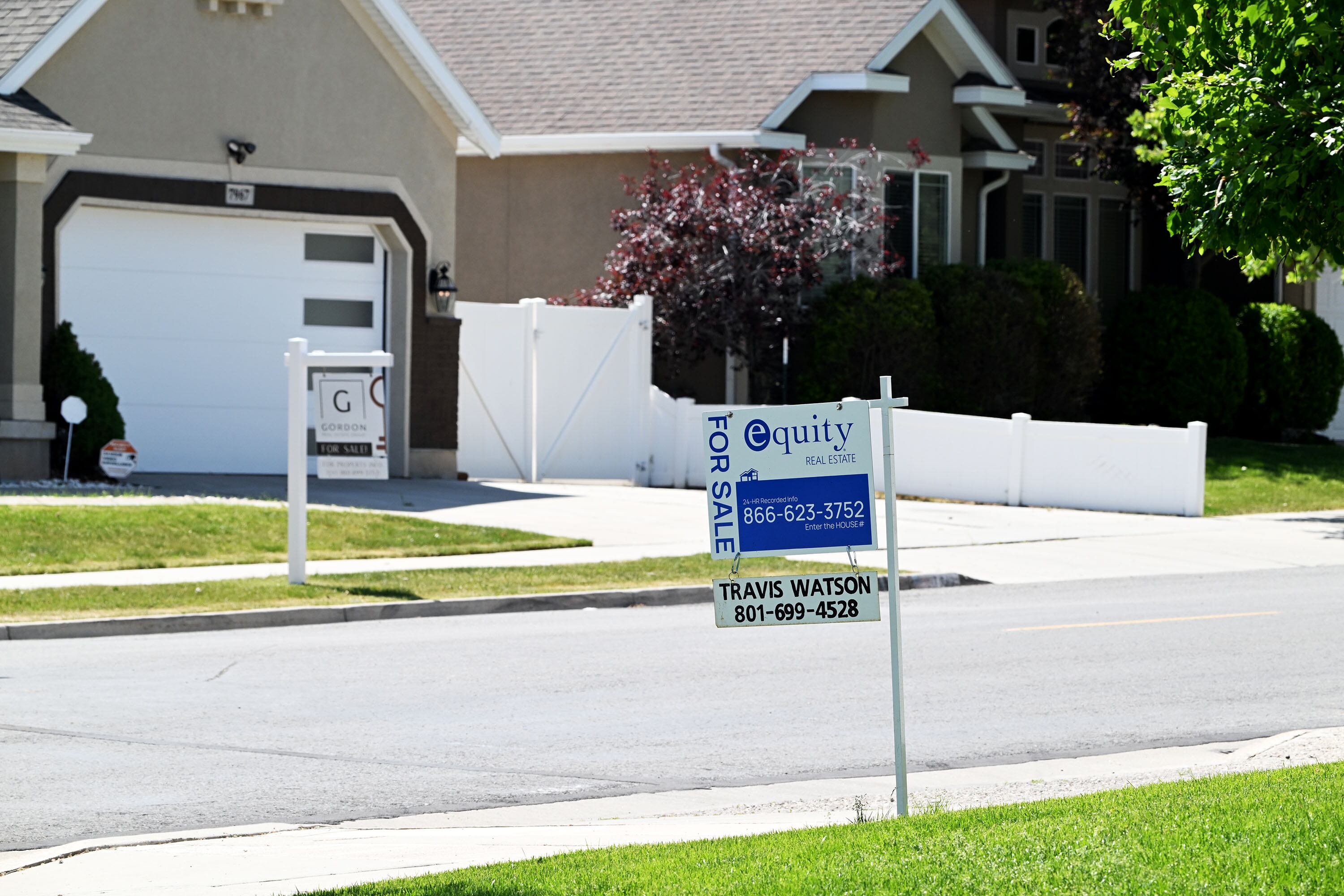 What does the Fed's decision to cut interest rates mean for mortgages?