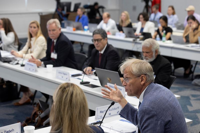 Kennedy advisers vote against MMRV shot for children under 4