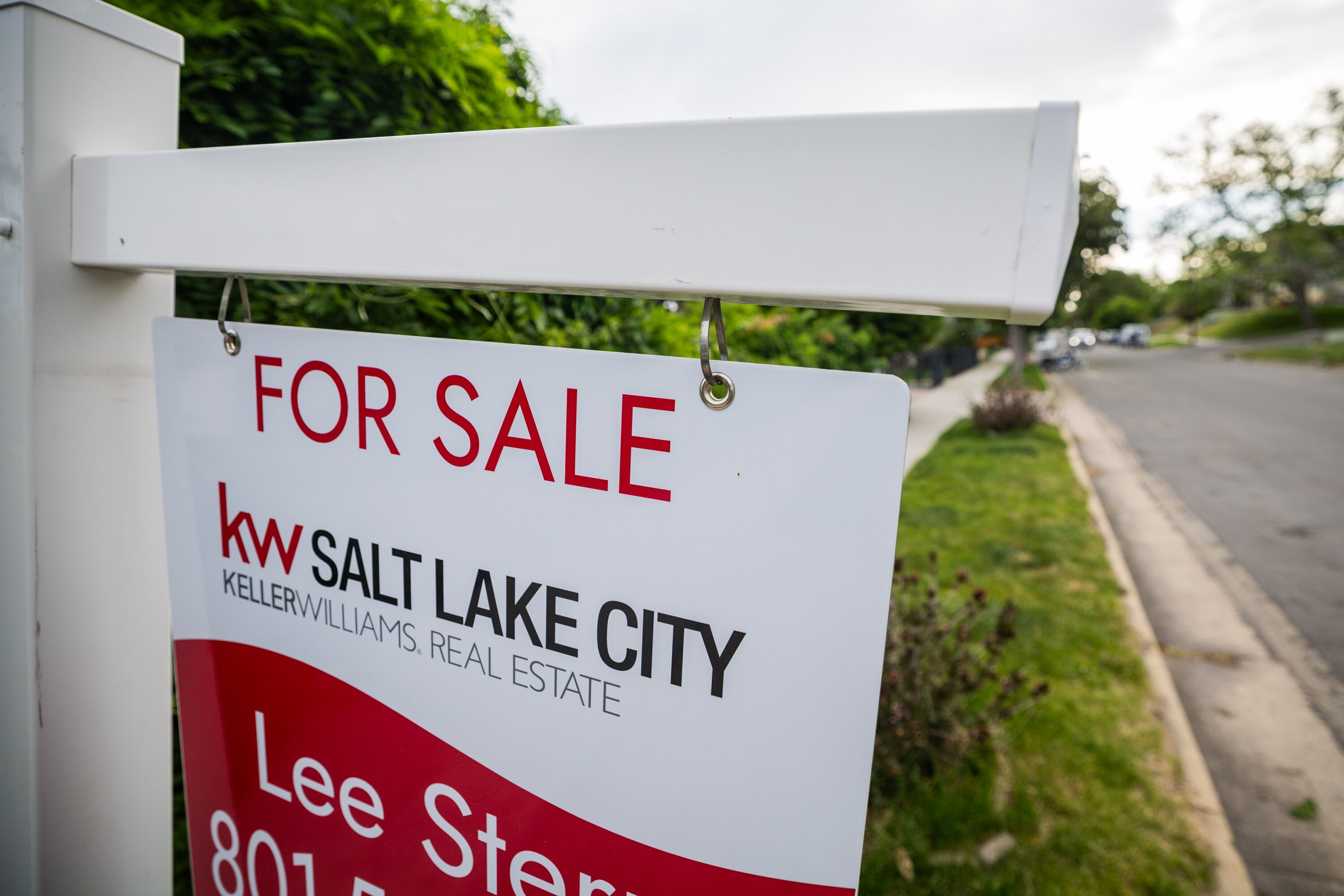 A daily tracker registered a rise in mortgage rates a day after the Federal Reserve's first interest rate cut this year, mostly due to concerns growing over more potential cuts.