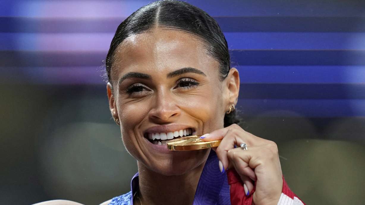 United States' Sydney McLaughlin-Levrone reacts after winning the gold medal in the women's 400 meters final at the World Athletics Championships in Tokyo, Thursday, Sept. 18, 2025.
