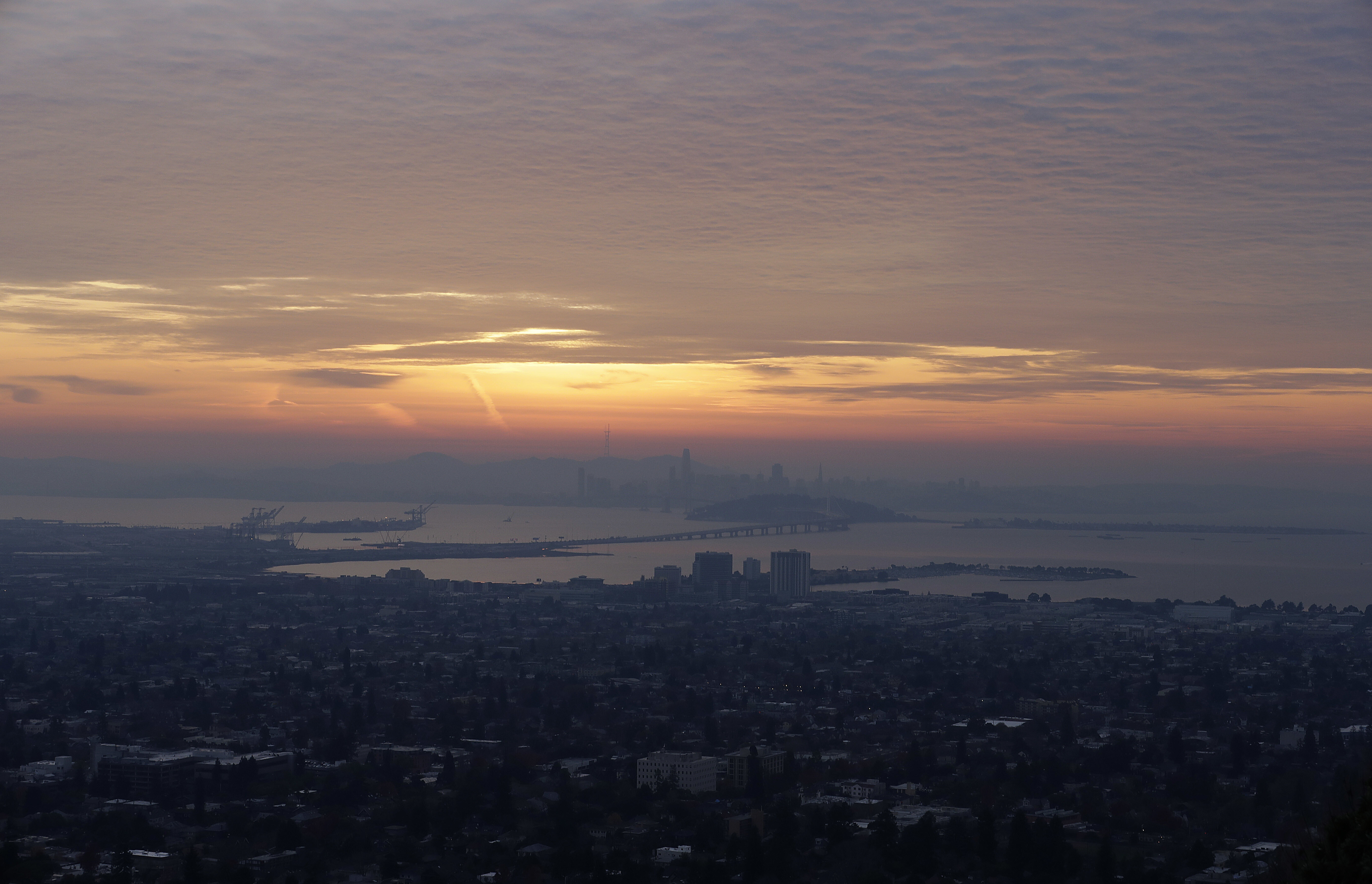 A 4.3 magnitude earthquake awakened many people in the San Francisco Bay Area with a sharp jolt Monday morning.