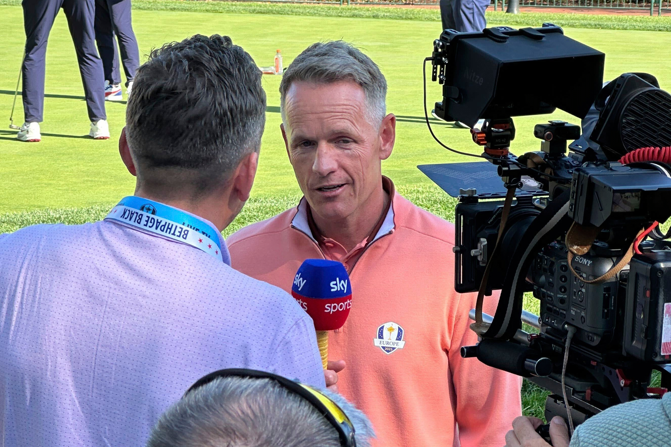 Ryder Cup European captain Luke Donald, center, speaks to British media at Bethpage Black in Farmingdale, N.Y., Monday, Sept. 22, 2025, ahead of the upcoming Ryder Cup golf tournament. .